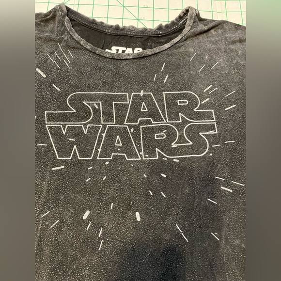 Star Wars Logo Shirt - Picture 2 of 3